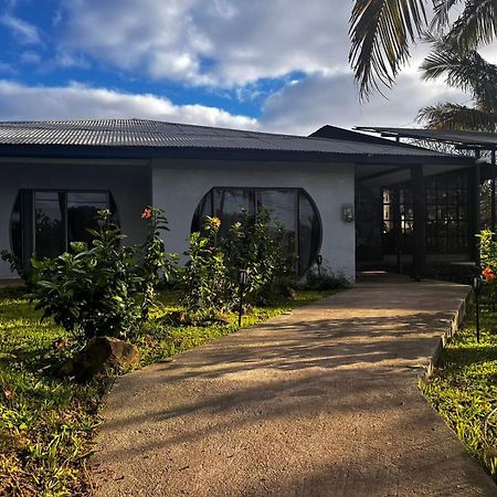 Hotel Hanau'Eepe Hanga Roa Ngoại thất bức ảnh