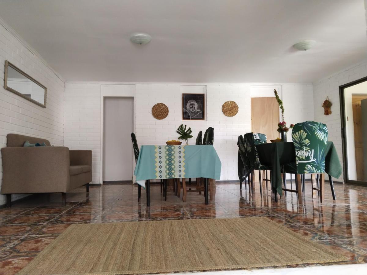 Hotel Hanau'Eepe Hanga Roa Ngoại thất bức ảnh